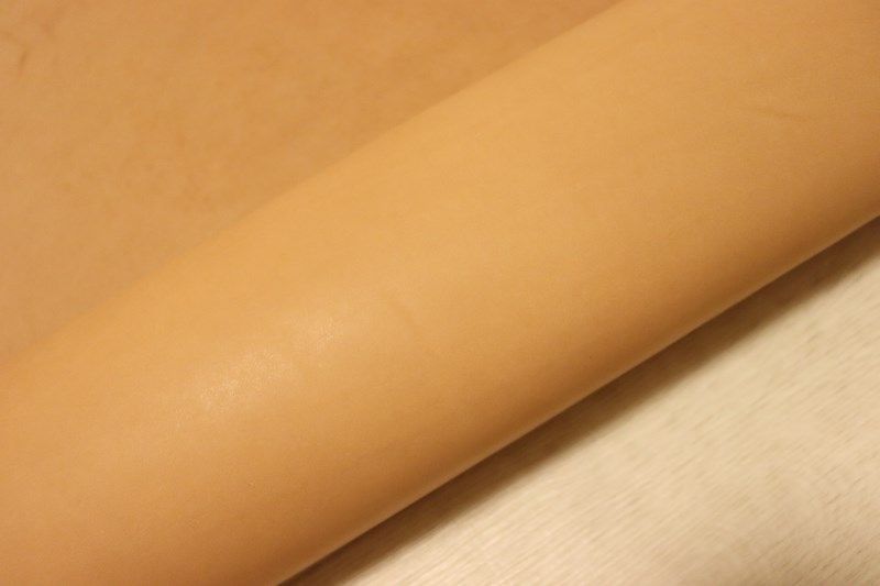 TAN 311ds ヌメ革 牛革 バングラデシュ レザー 素上げ 半裁 一枚革 レザークラフト 革 皮 本革 diy 生地 材料