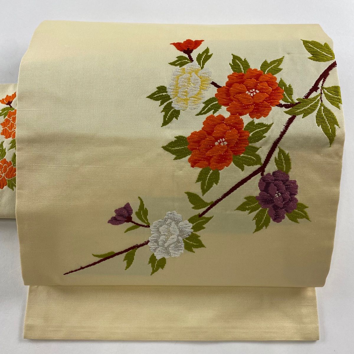 帯 牡丹の刺繍 銀糸 名古屋帯 刺繍 牡丹 リーフ 金糸 銀糸 着物