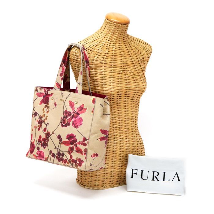 フルラ FURLA トートバッグ レザー ニコライバーグマン コラボ 花柄 ハンドバッグ 手提げかばん レディース ベージュ / ピンク 中古  mbb16020 - メルカリ