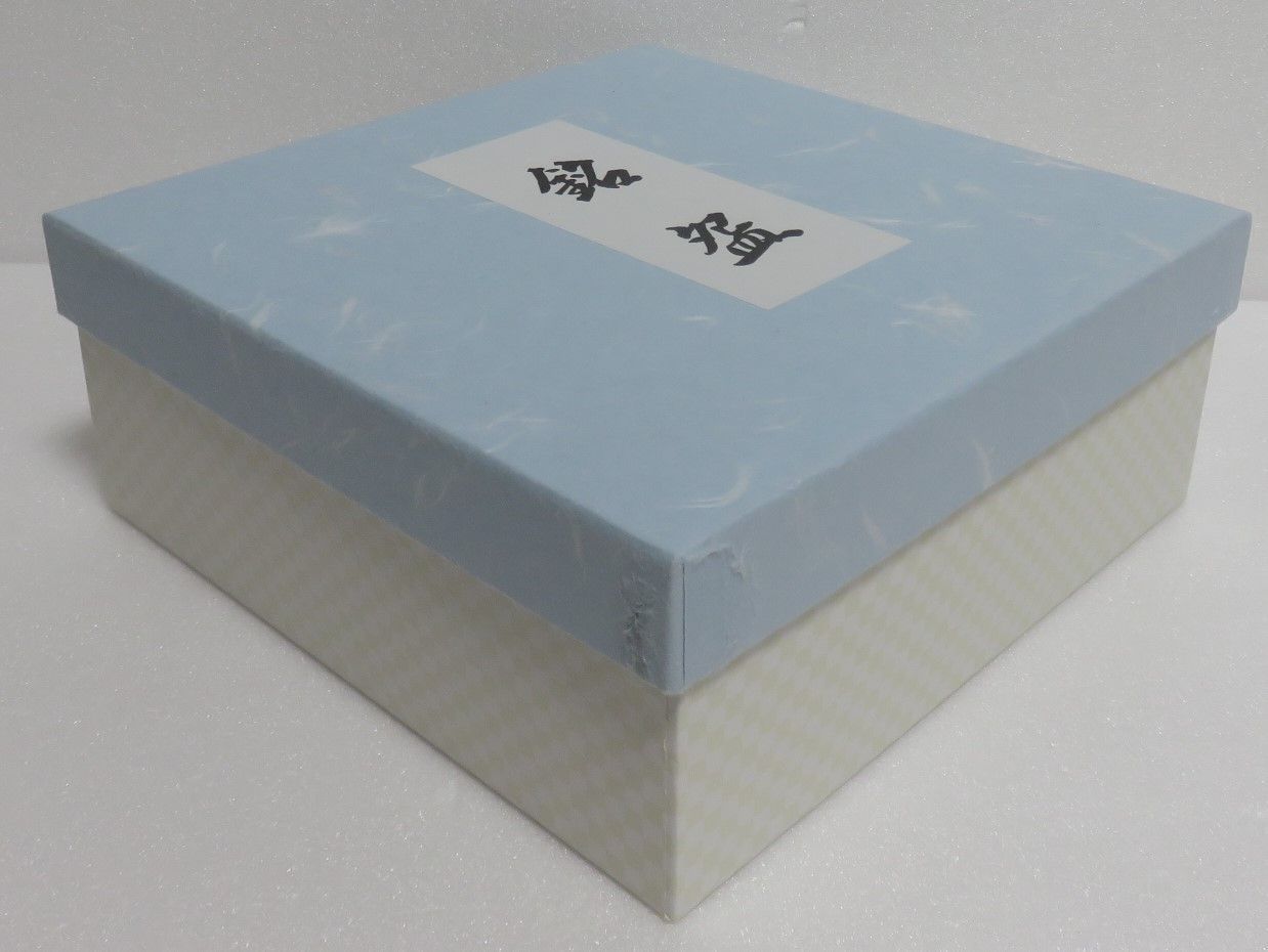 平茶碗 義山 星空の下（超耐熱）水出宋絢(化粧箱)茶道具 新品 楽天市場】ガラス 抹茶碗 平茶碗 義山 星空の下 超耐熱ガラス製