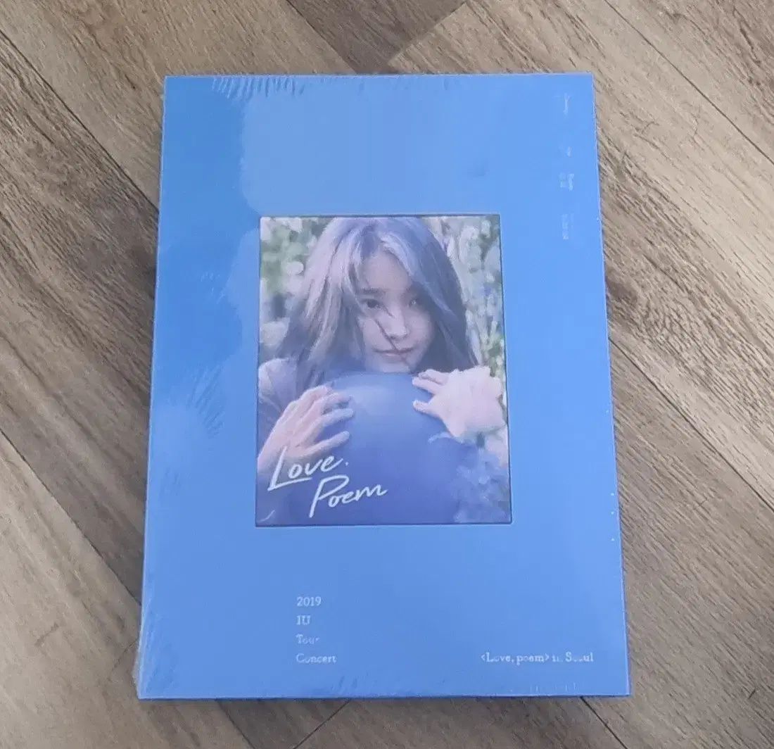 IU(アイユ) Love Poem ブルーレイ Blu-ray 未開封 出品 - メルカリ