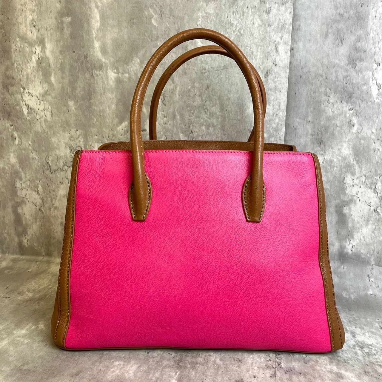 miumiu トートバッグ ブラウン ピンク 【公式通販】
