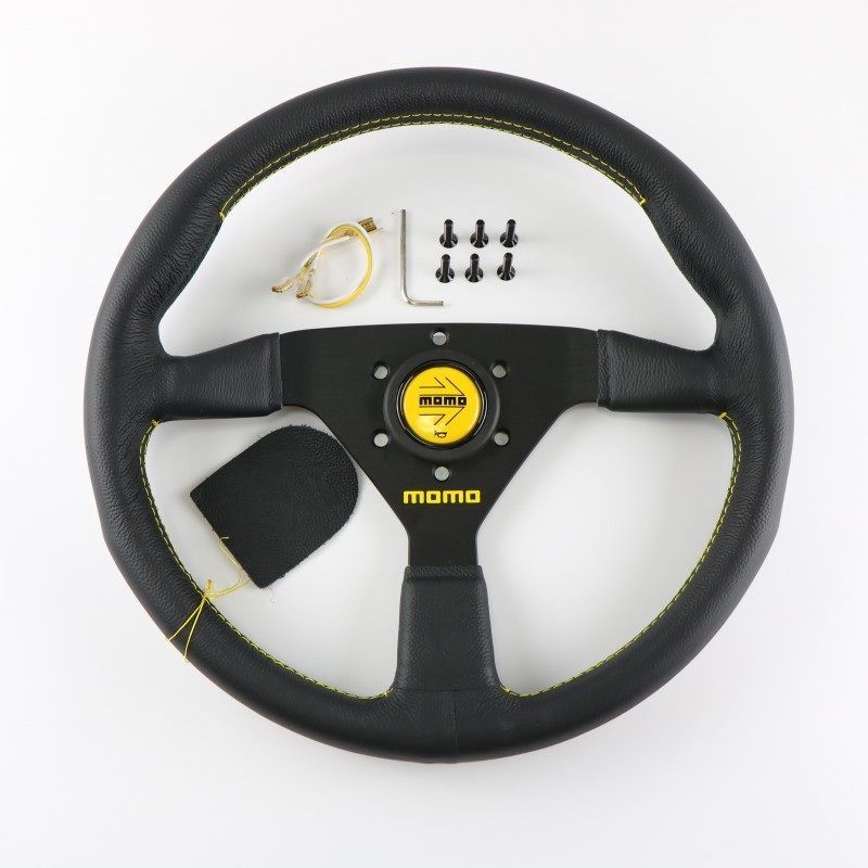 即発送【Momo】モモ ステアリング カーボンレザー 【公式通販】
