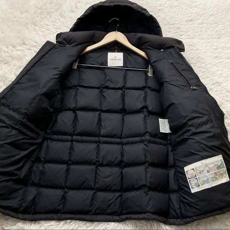 美品/モンクレール MONCLER メンズ モンセラット フード付 ダウン 