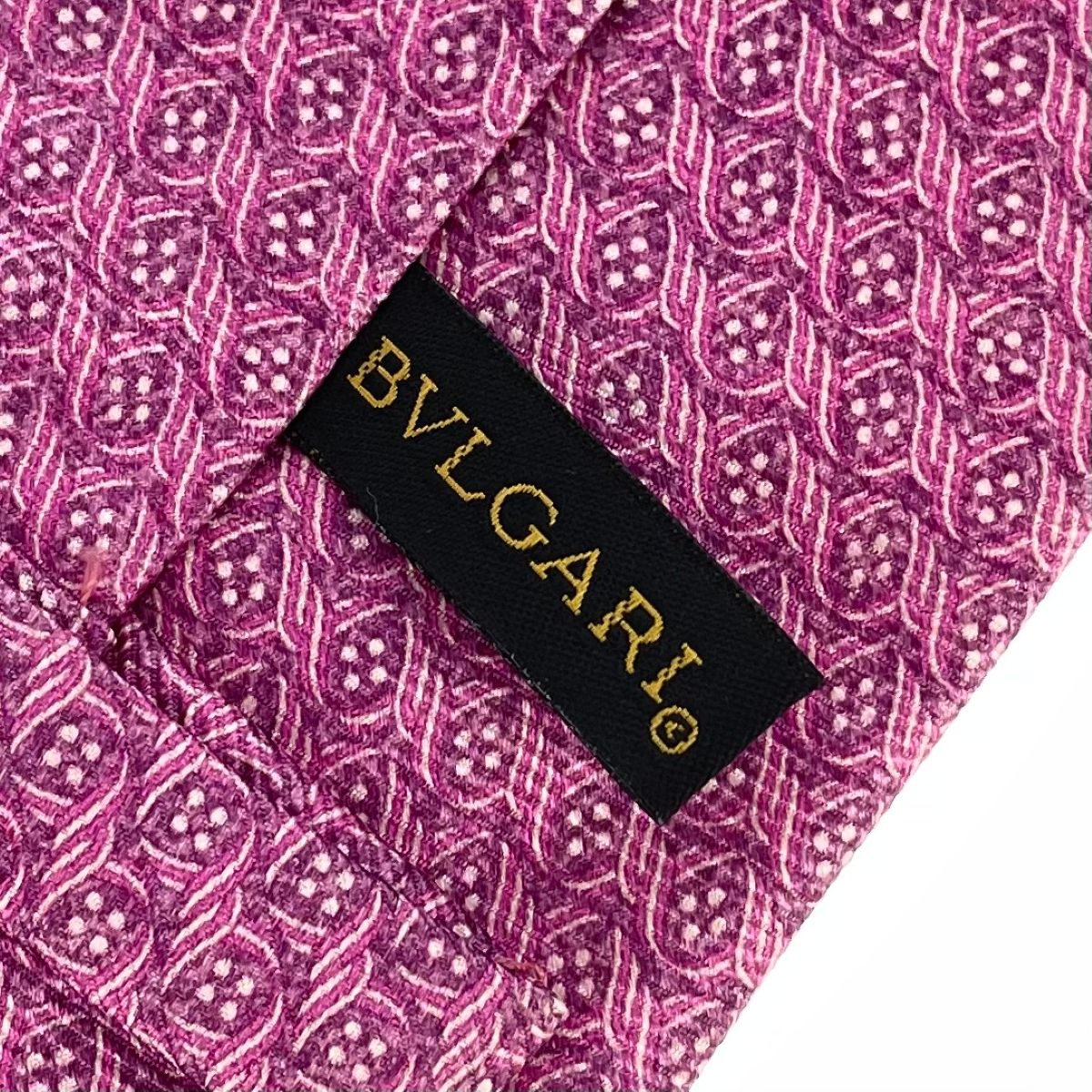 ◆美品◆ BVLGARI ブルガリ　ネクタイ　ピンク　ロゴグラム BVLGARI 美品 ブルガリ シルク 総柄 ロゴ ネクタイ レギュラー