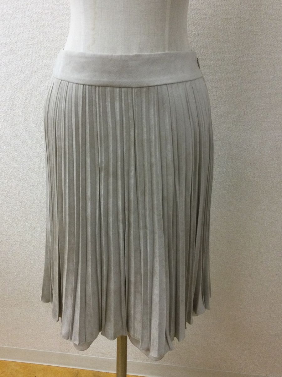 サイズジャケット40 スカート38