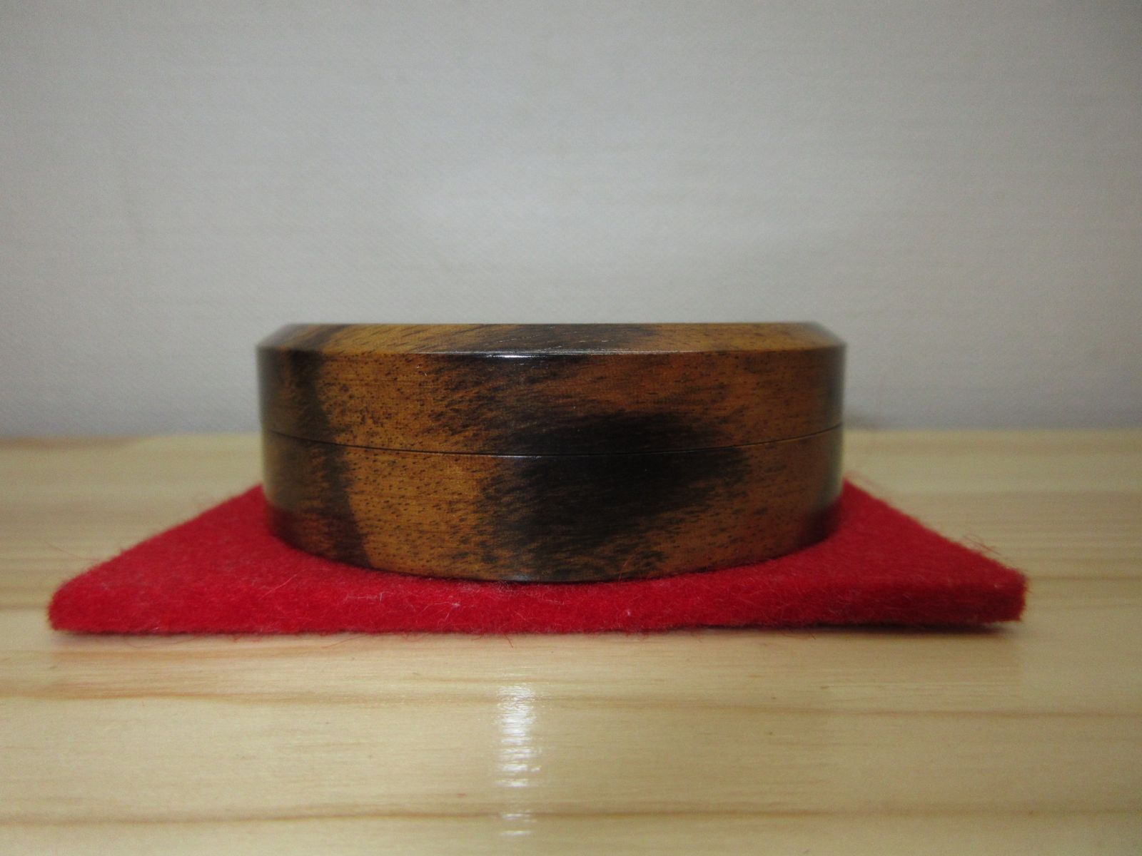 送料込【逢絢亭・新品】茶道具 香合 輪島塗 黒柿 浮御堂蒔絵 木製 北浜宗貴