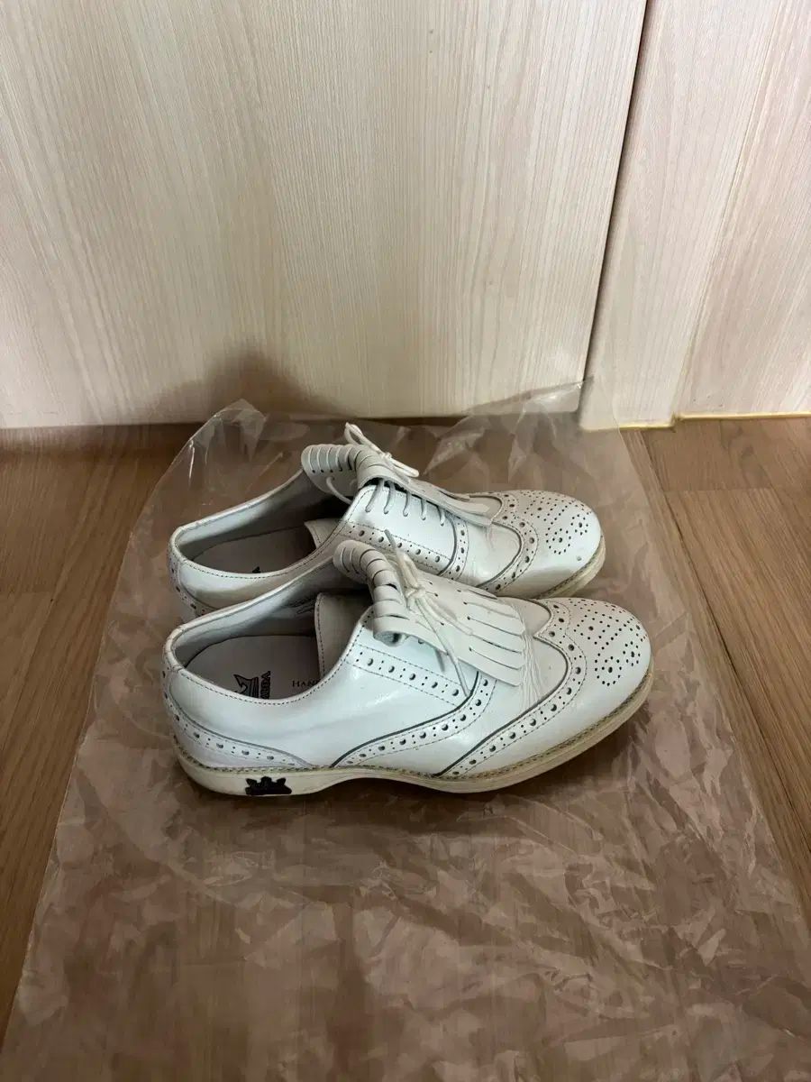 ラムダ 女性用タッセルゴルフシューズ