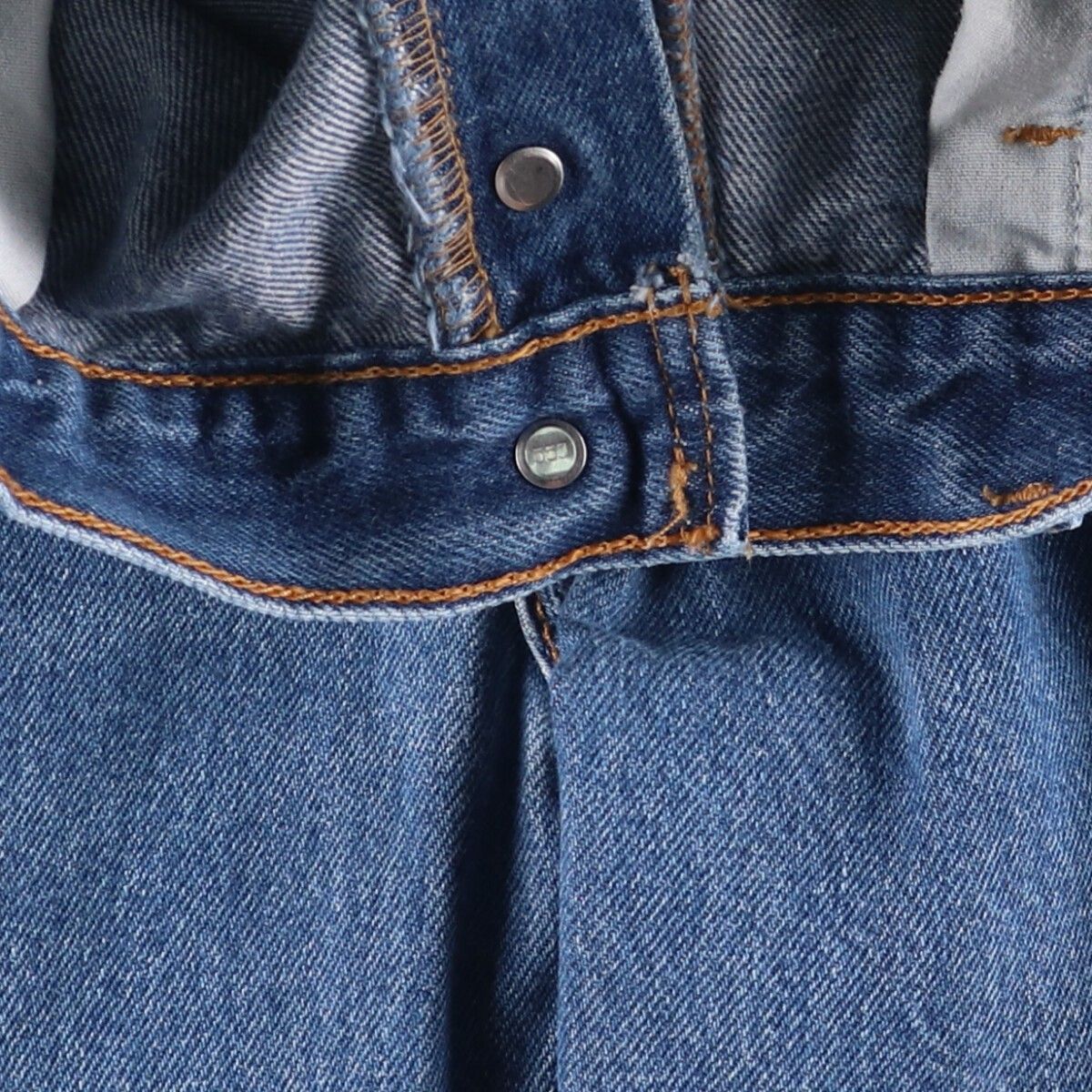 ストレートデニムパンツ