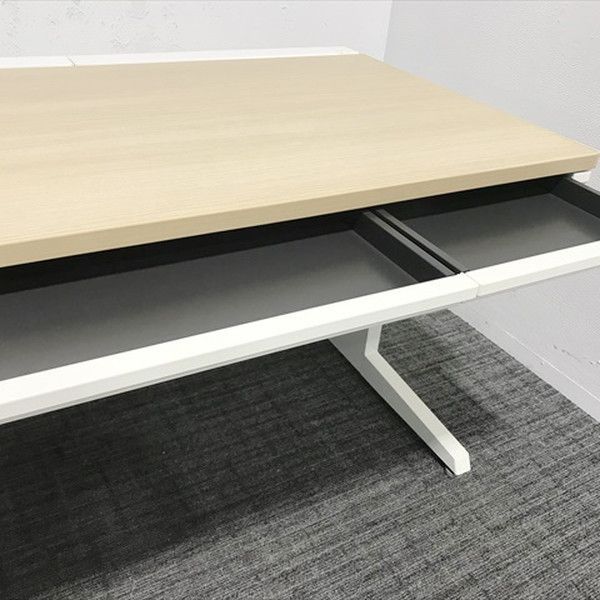 アドバンス 引き出し付