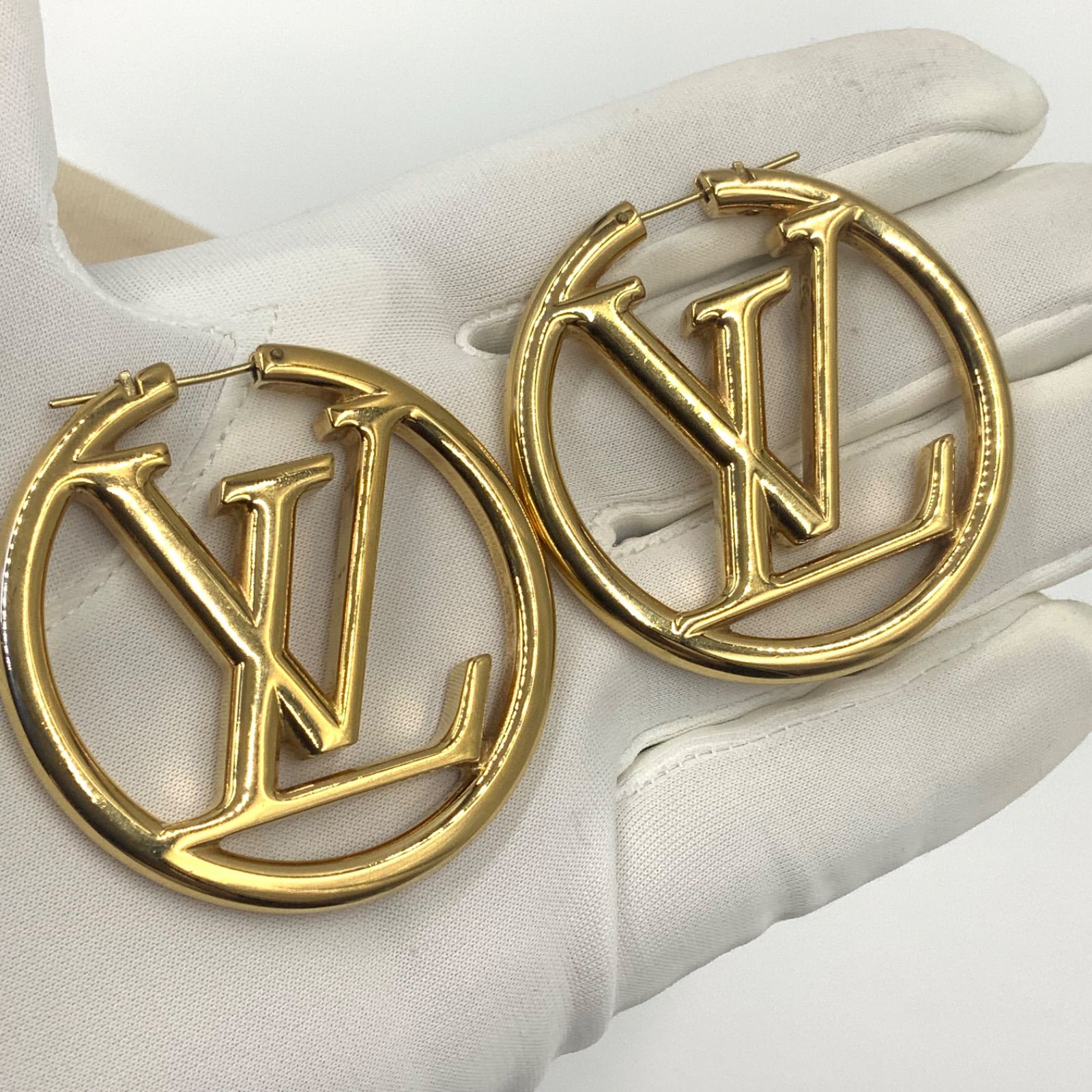 ルイヴィトン　ルイーズ　LVサークル　M64288 フープ　ピアス　イヤリング ルイヴィトン ルイーズ LVサークル M64288 フープ ピアス