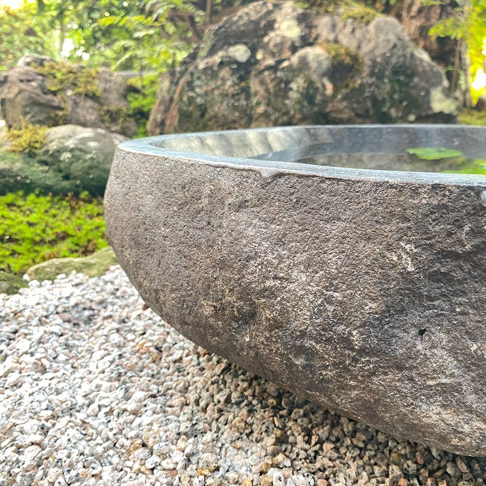 つくばい 手水鉢 蹲 水鉢 睡蓮鉢 メダカ鉢 金魚鉢 石 大型