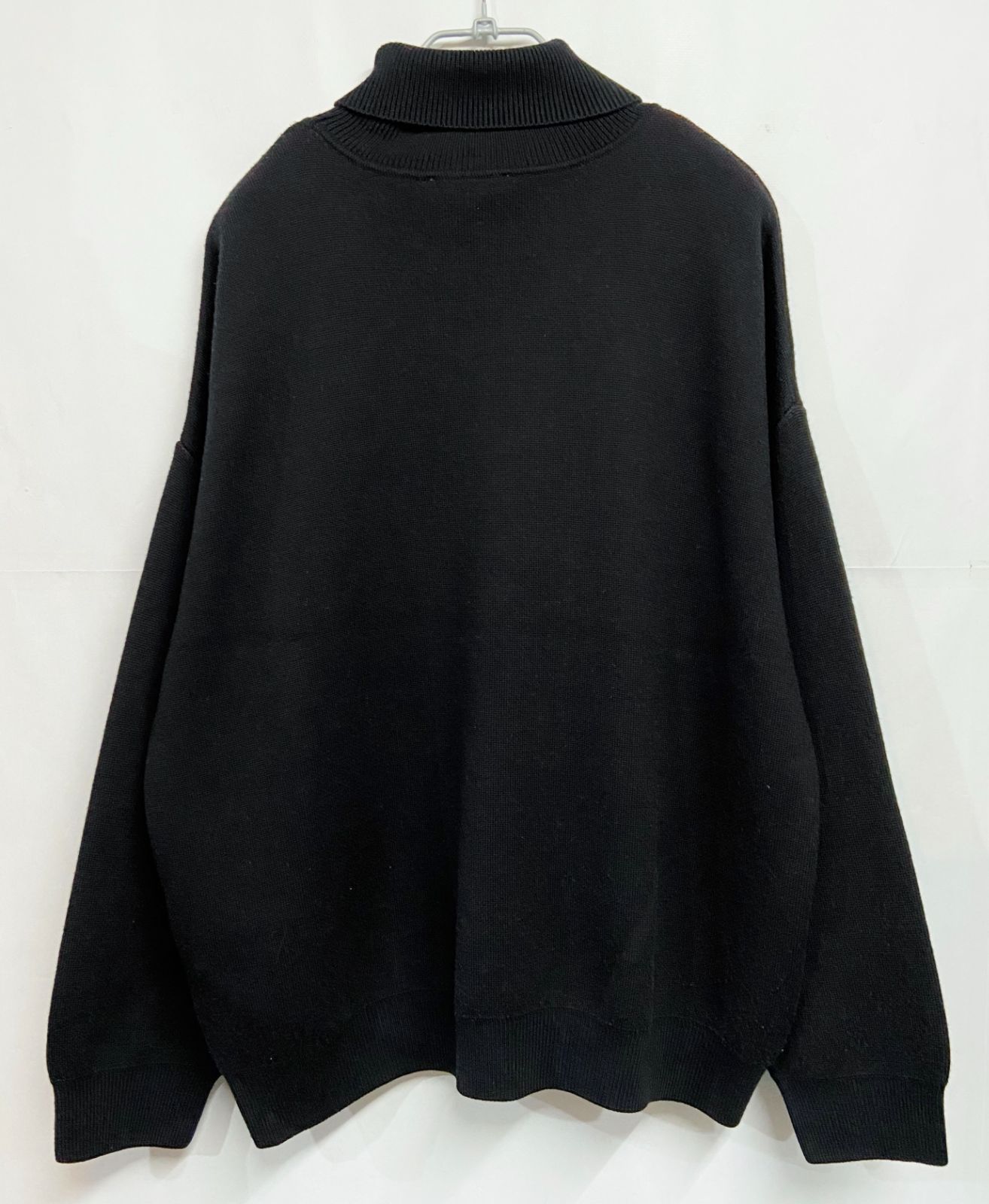 Gosha Rubchinskiy (ゴーシャラブチンスキー) タートルネック