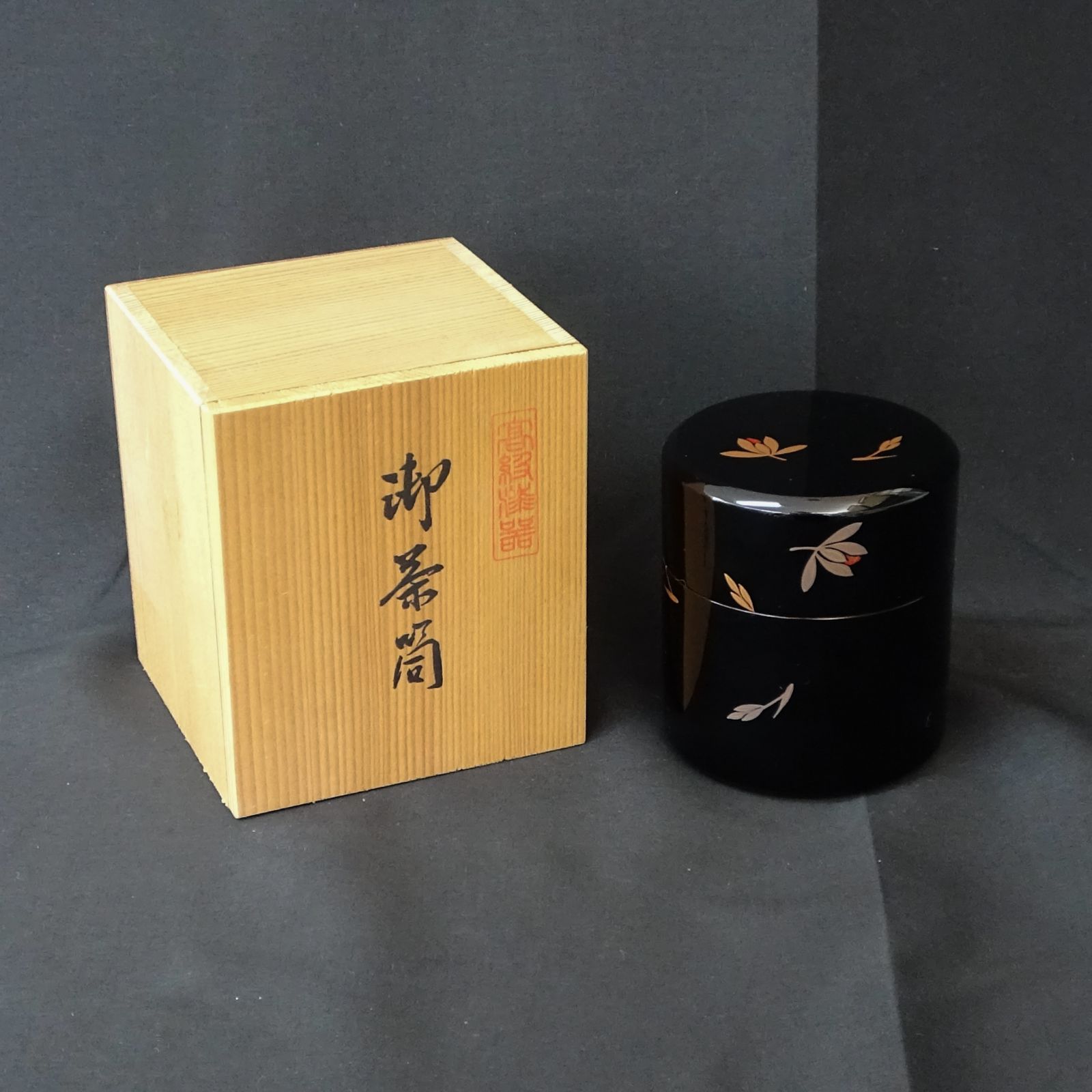 時代 極上 金蒔絵 徳川家家紋入り香炉 評す
