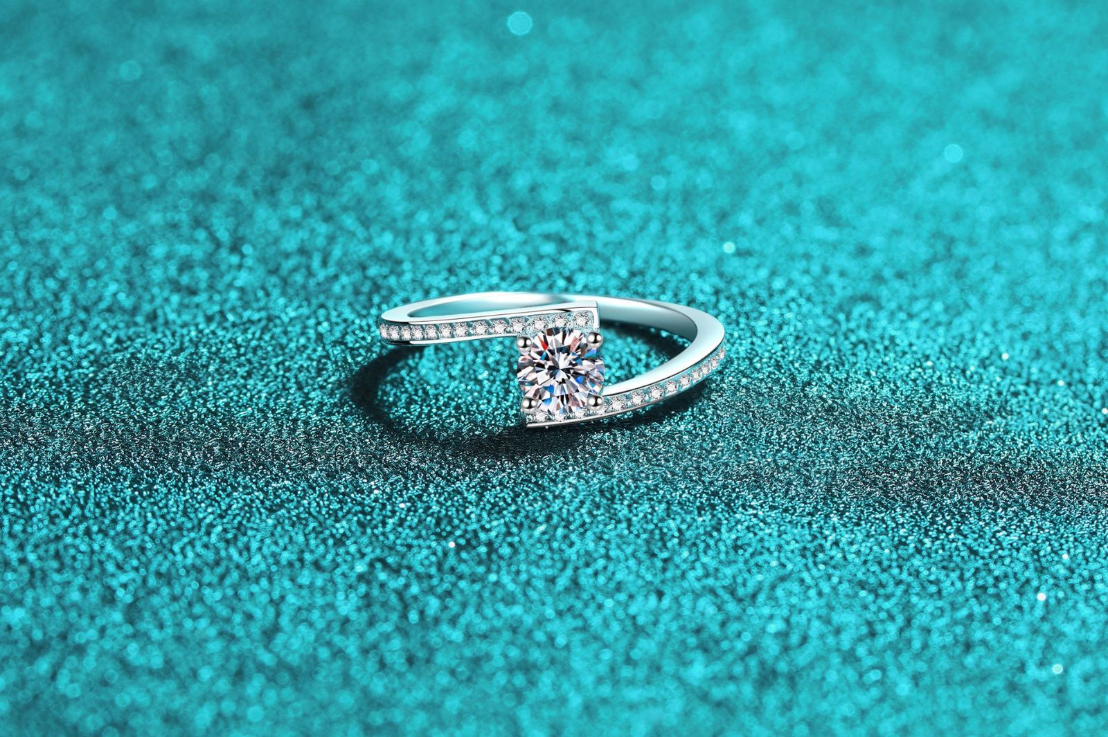 リング 指輪 モアサナイト シルバー925 人工ダイヤモンド