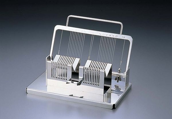 18-8（ステンレス） 縦割三連 エッグカッター 247×180×H66