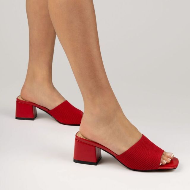 【送料無料】 ジュルネ コレクション レディース サンダル シューズ Journee Collection Shilin Women's Slip On Dress Sandals Blue