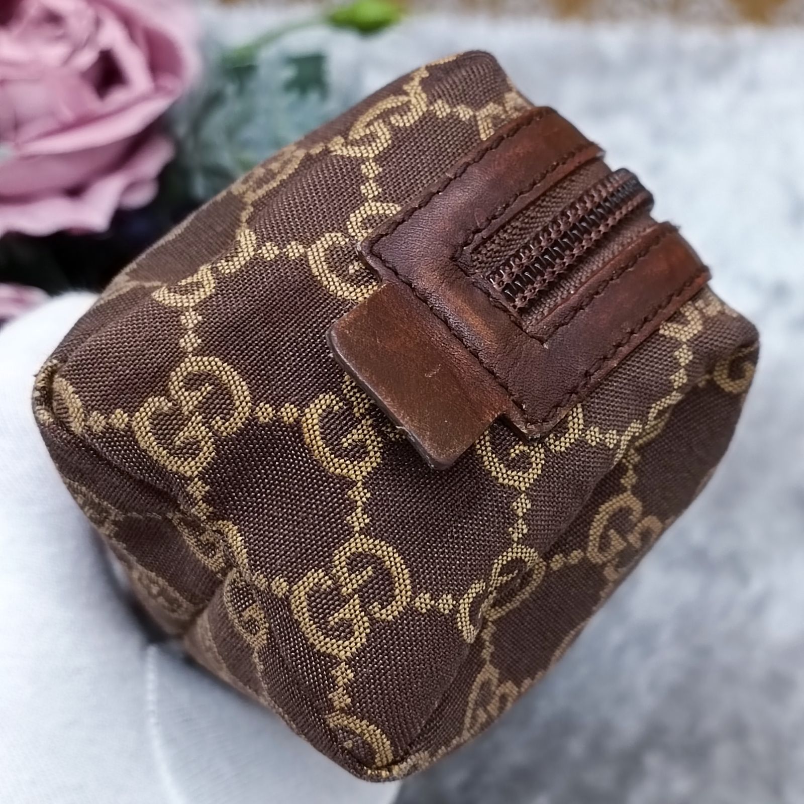 グッチ GUCCI GG柄 アクセサリーポーチ キャンバス 化粧ポーチ GUCCI 》 グッチ ポーチ GGキャンバス 039・1118 メイクポーチ