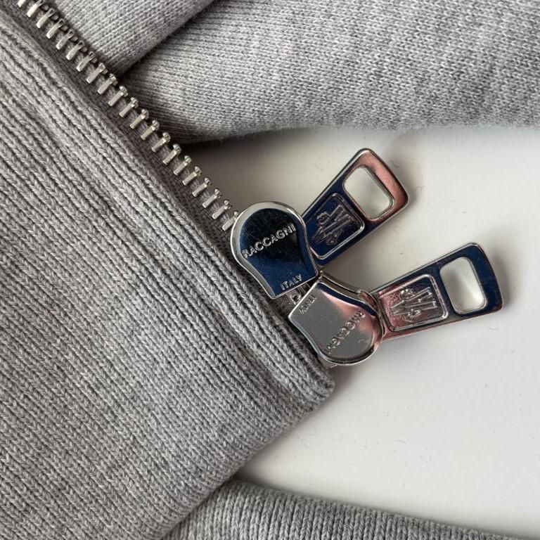 定価12万円！！☆新品未使用タグ付き品☆ MONCLER ダブル