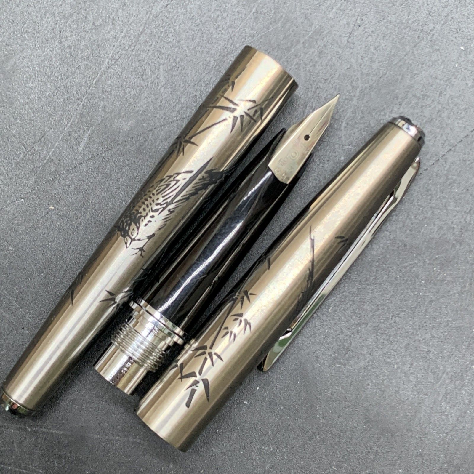 M346廃盤 プラチナ万年筆 ステンレス蝕刻 ペン先18K-WG 18金 竹とキジ