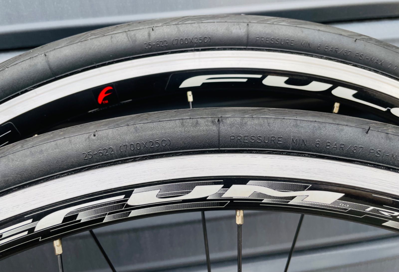 フルクラム　レーシング7 fulcrum racing7 c15 レーシング7 LG CX | フルクラム（FULCRUM）ホイールの通販店舗