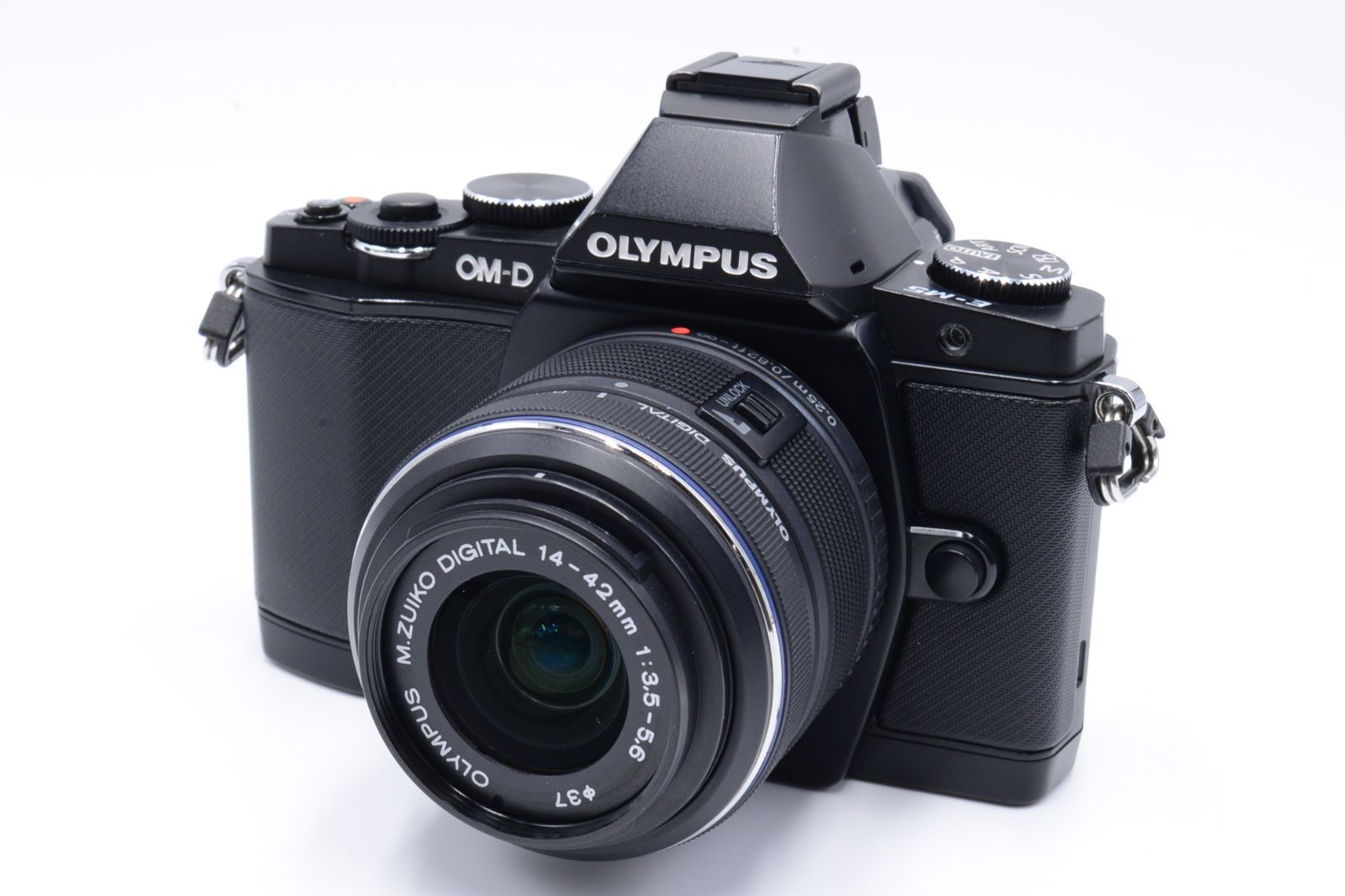 OLYMPUS オリンパス ミラーレス一眼 OM-D E-M5 - デジタルカメラ