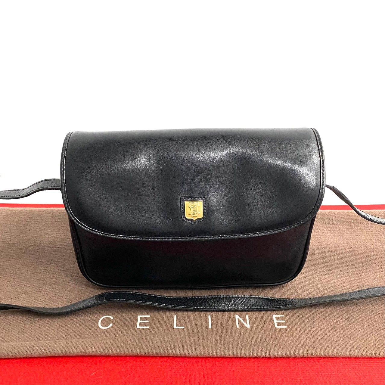 極 美品 CELINE セリーヌ ヴィンテージ トリオンフ ロゴ 金具 レザー 本革 ショルダーバッグ ミニ ポシェット サコッシュ ブラック  01755 - メルカリ