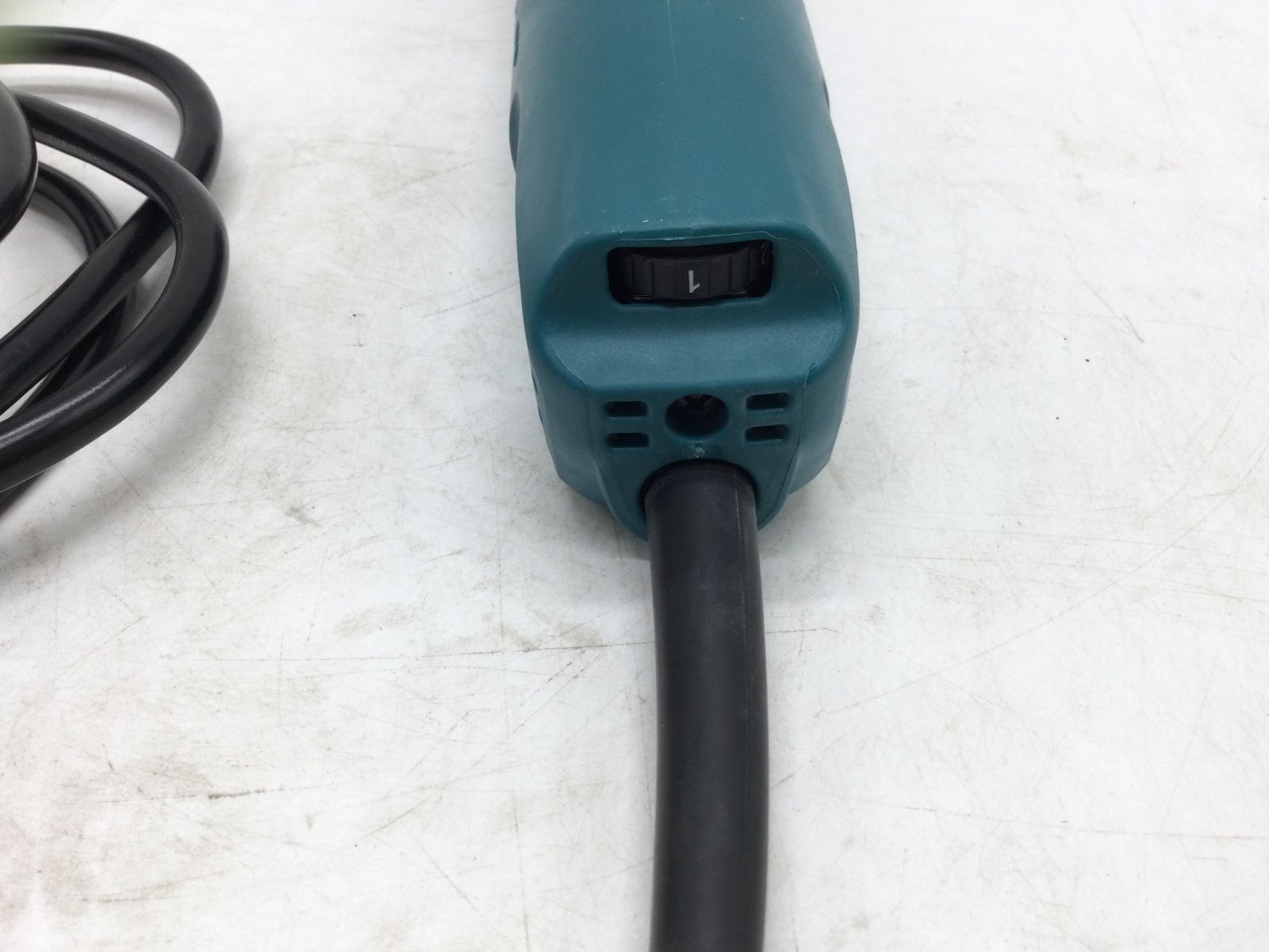 M01