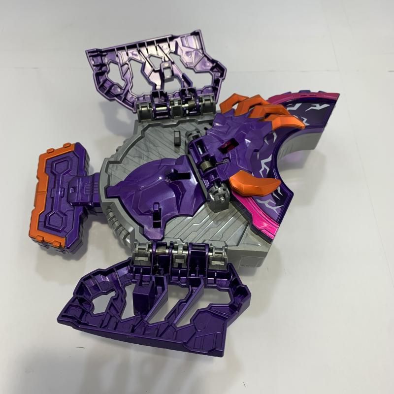 BANDAI - プレミアムバンダイ限定 PREMIUM DXメモリアルゾンビレイズバックル 仮面ライダーギーツ 完成トイ バンダイ 仮面ライダーギーツ PREMIUM DX メモリアルゾンビレイズバックル