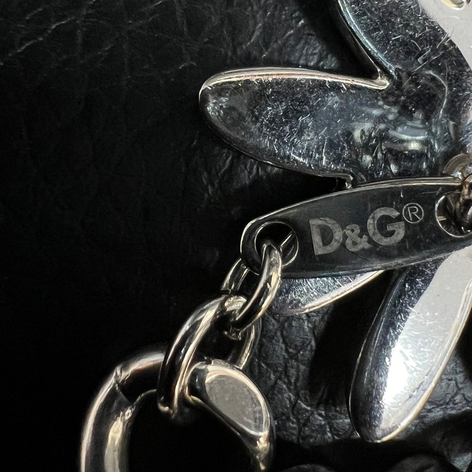 DOLCE&GABBANA チェーンロゴ フラワーブレスレット シルバー DOLCE&GABBANA チェーンロゴ フラワーブレスレット シルバー