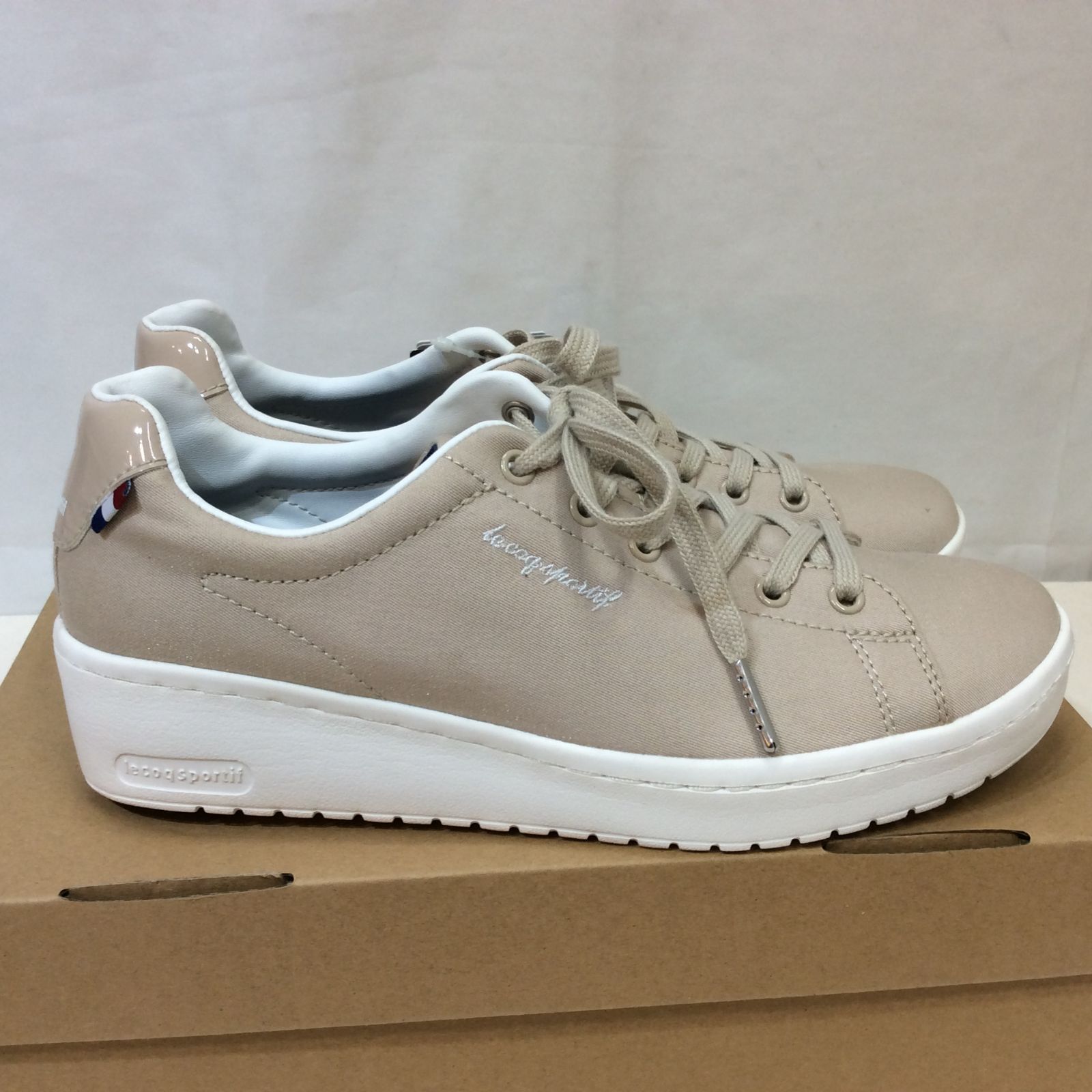 未使用☆le coq sportif ルコックスポルティフ スニーカー 25cm ラ