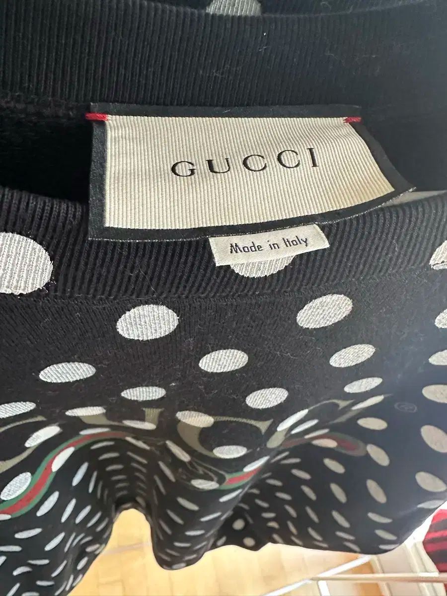 GUCCI グッチ