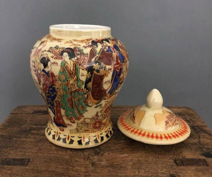 乾隆五彩竜紋賞盤 文房具 装飾品   現代工芸品  美術品 置物 9号兜 多聞丸 三ツ鍬形 純金箔押し 金茶糸縅 富久紗・正絹一越