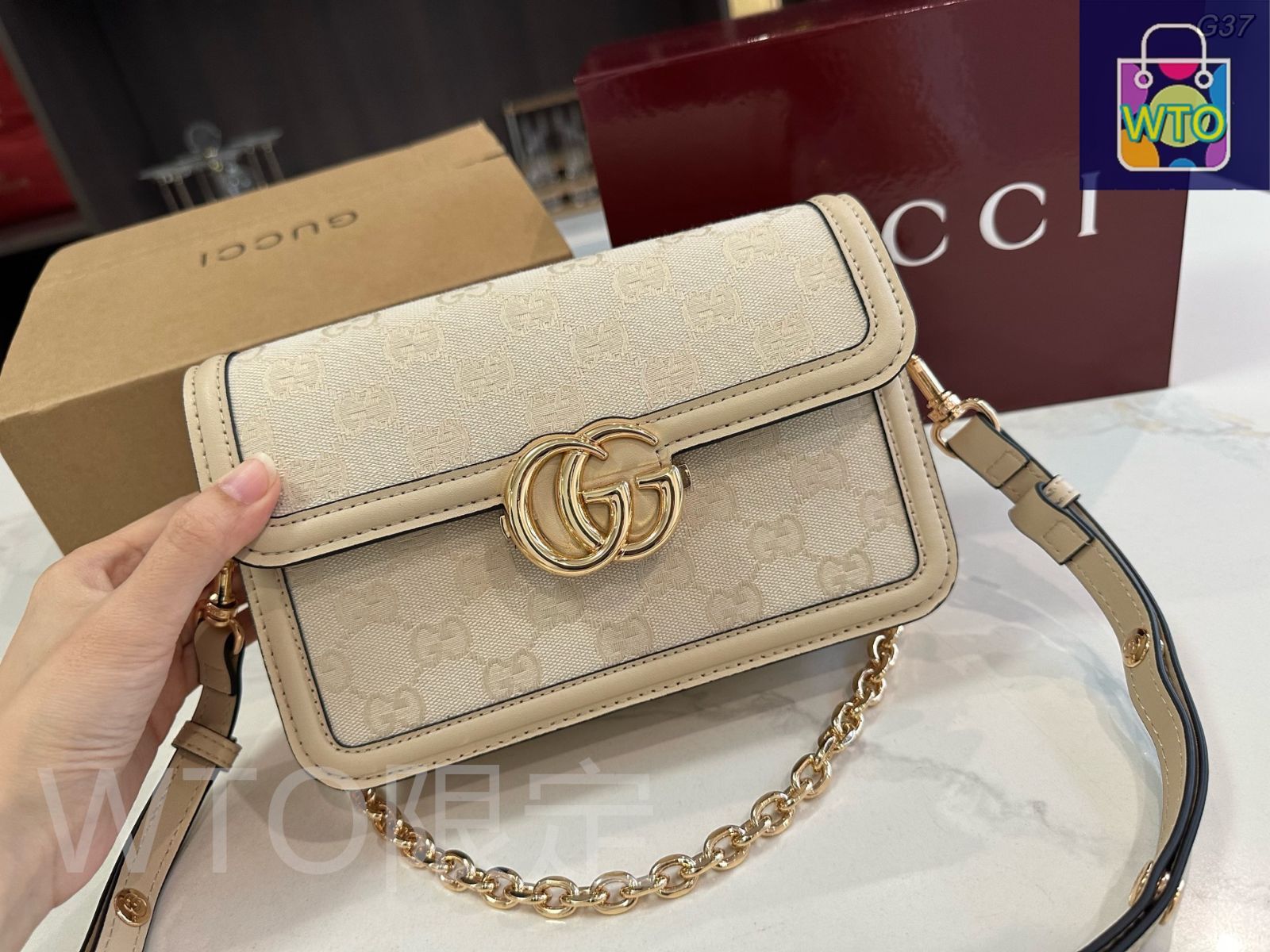 Gucci マーモントGGスクエアトゥパンプス、サイズ38 Gucci マーモントGGスクエアトゥパンプス、サイズ38