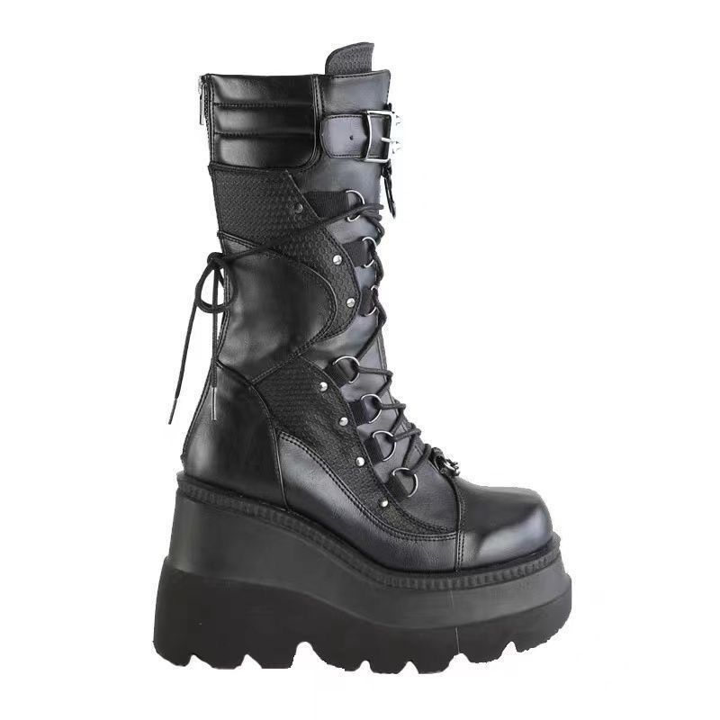 レア☪︎SALE☠﻿ 厚底ブーツ 8連バックルパネル y2k 地雷 BLACK ユニセックス ブラックデザイン厚底ブーツ ゴシック ロック系