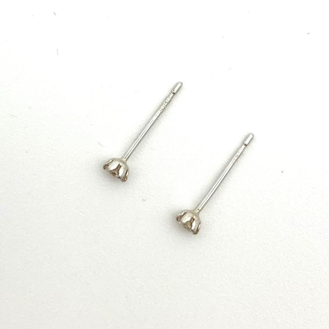 一粒ダイヤ スタッドピアス
