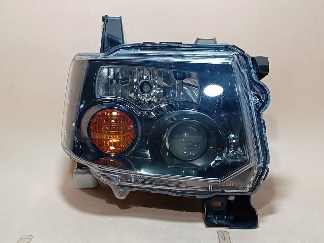 コーティング済 eKスポーツ H82W 右ヘッドランプ ヘッドライト RS 4WD スタンレー P6537 8301B412 A38