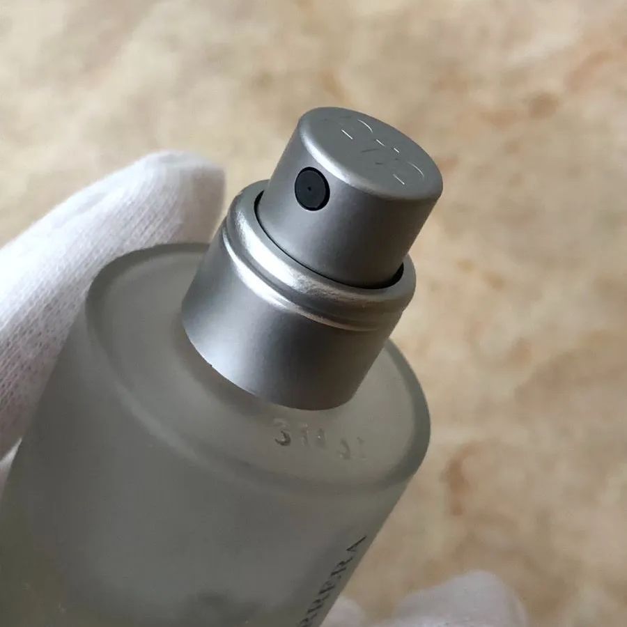 CAROLINA HERRERA キャロライナヘレラ CH オーデトワレ30ml