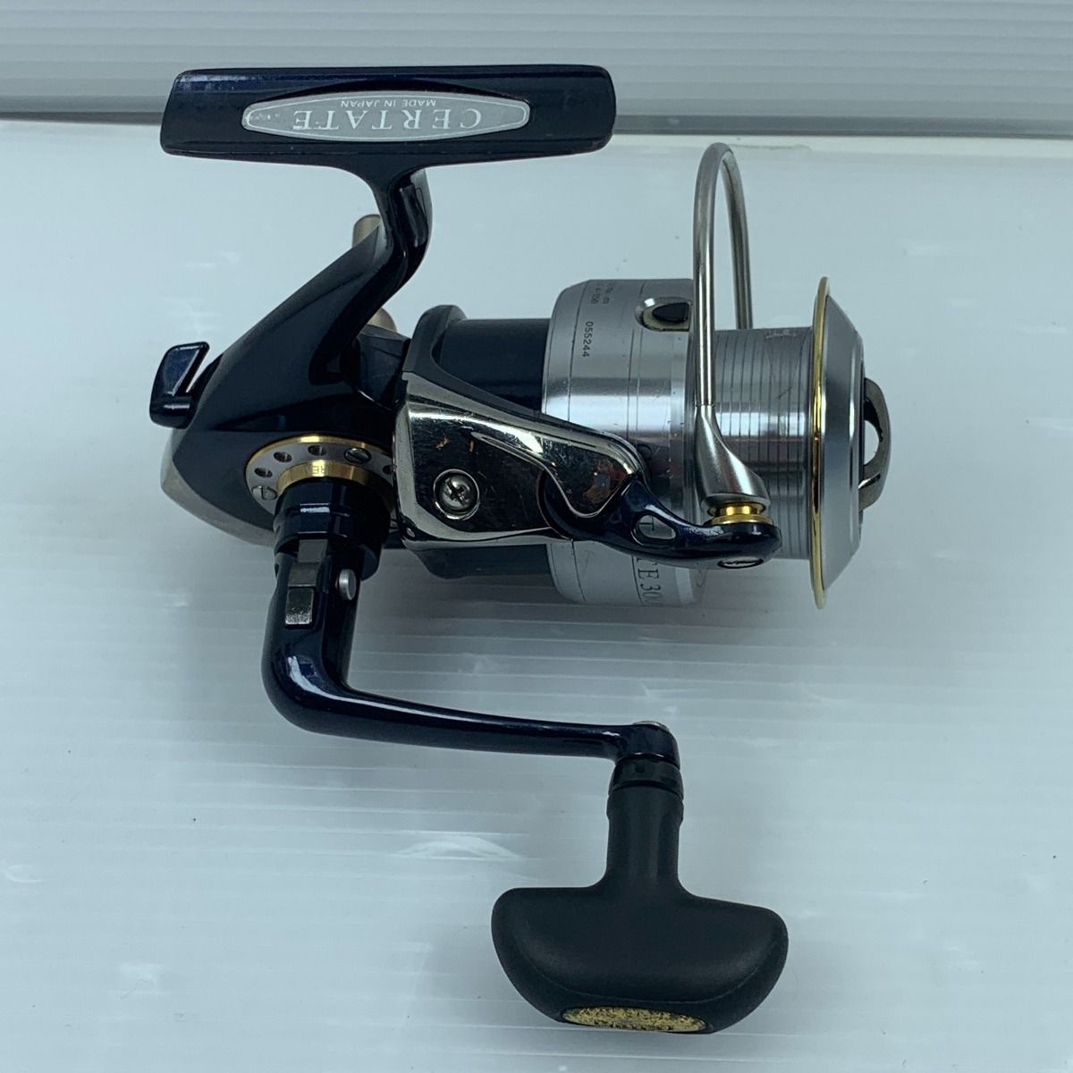 ττDAIWA ダイワ スピニングリール 使用感有 程度B 04セルテート3000