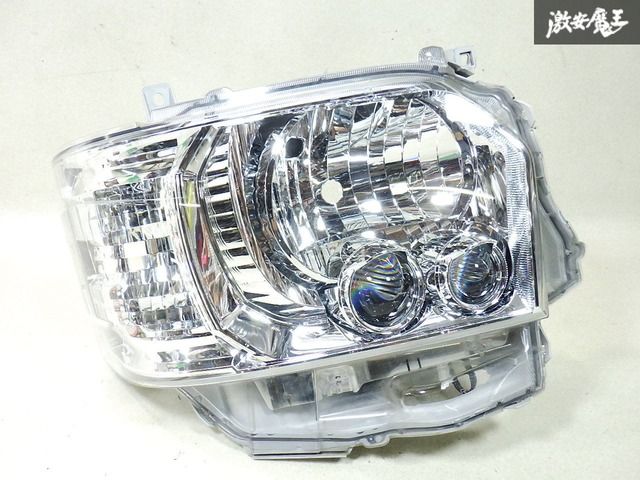 トヨタ 純正 200系 ハイエース 4型 5型 6型 7型 LED ヘッド