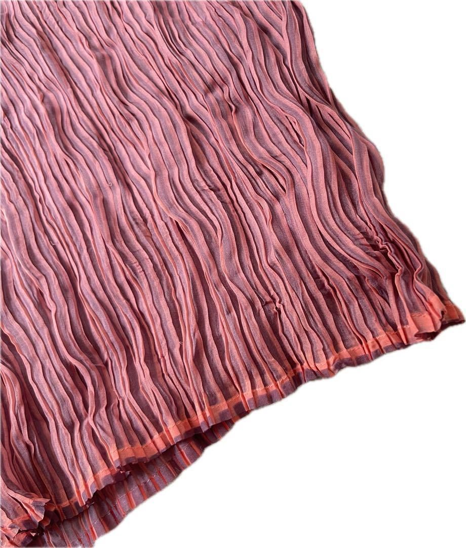 【美品】イッセイミヤケ 半袖カットソー　プリーツ加工　縮絨加工　しわ　2 美品】ISSEY MIYAKE イッセイミヤケ 半袖カットソー プリーツ