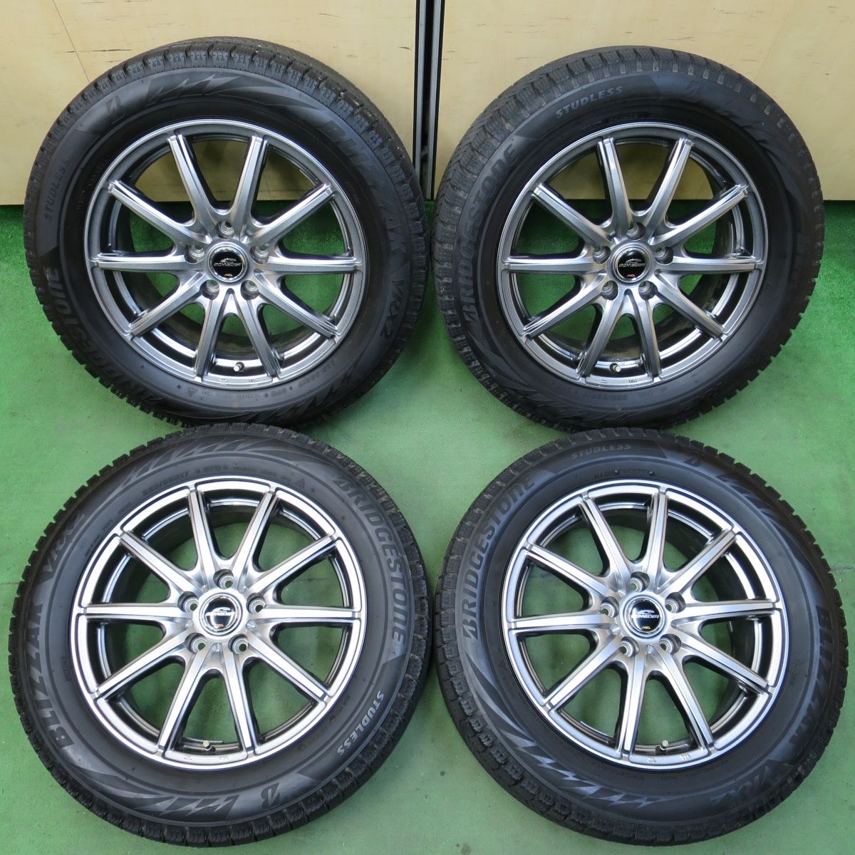 バリ溝 21年 キレイ 9.5分 スタッドレス 225|55R17 ブリヂストン ブリザック VRX2 SCHNEIDER MiD シュナイダー 17インチ PCD114.3|5H 5041002イス