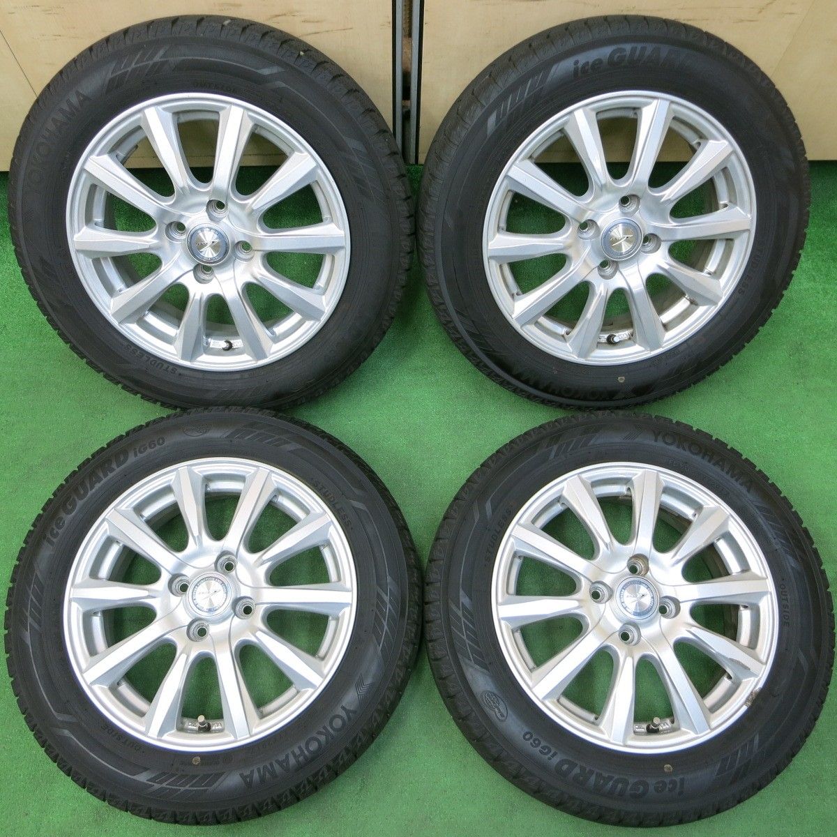 *送料無料* バリ溝！8.5分スタッドレス 175/65R15 ヨコハマ アイスガード iG60 JOKER weds ジョーカー 15インチ PCD100/4H4051613イス