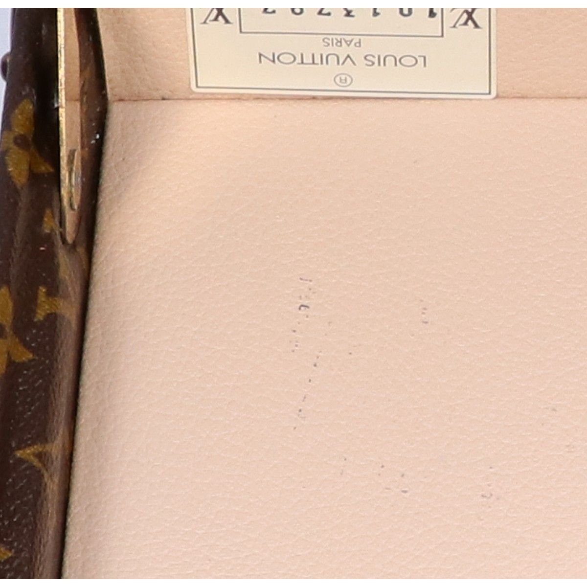 LOUIS VUITTON