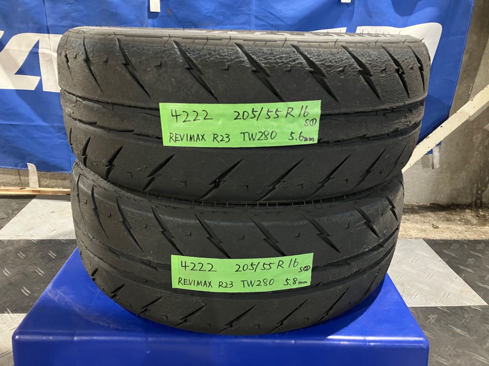 シバタイヤ 新品