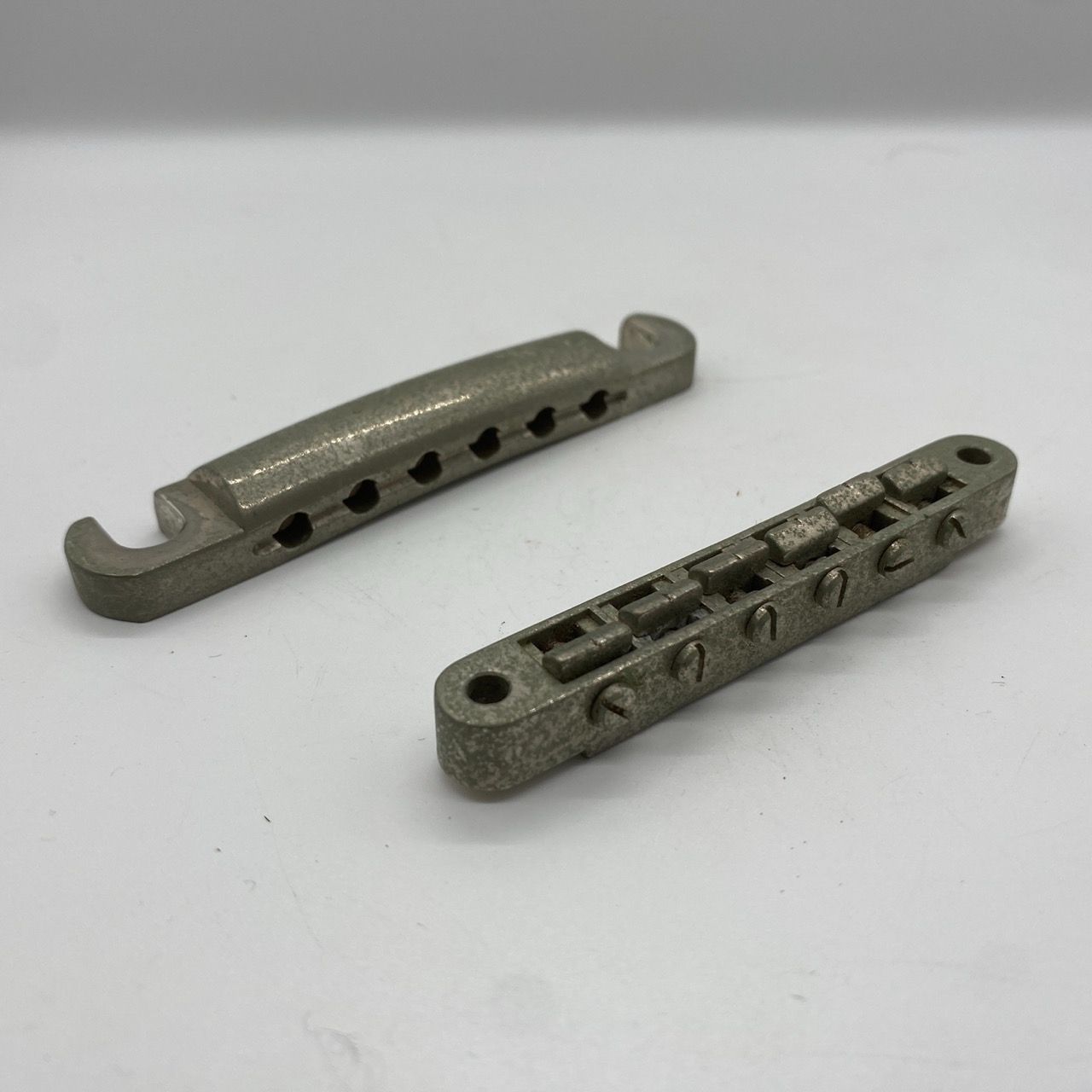 チューンオーマチックブリッジ Made