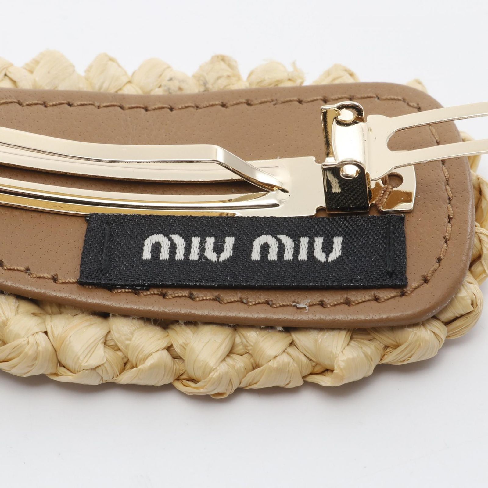 ミュウ ミュウ Miu Miu ヘアクリップ 5IF0922F73F0018 ベージュ