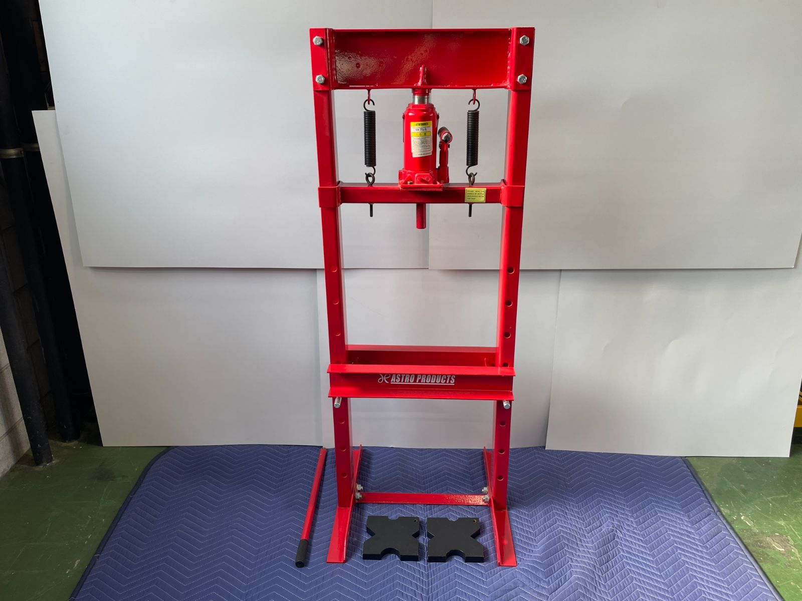 直接引取り可 アストロプロダクツ 12tプレス 門型油圧プレス機