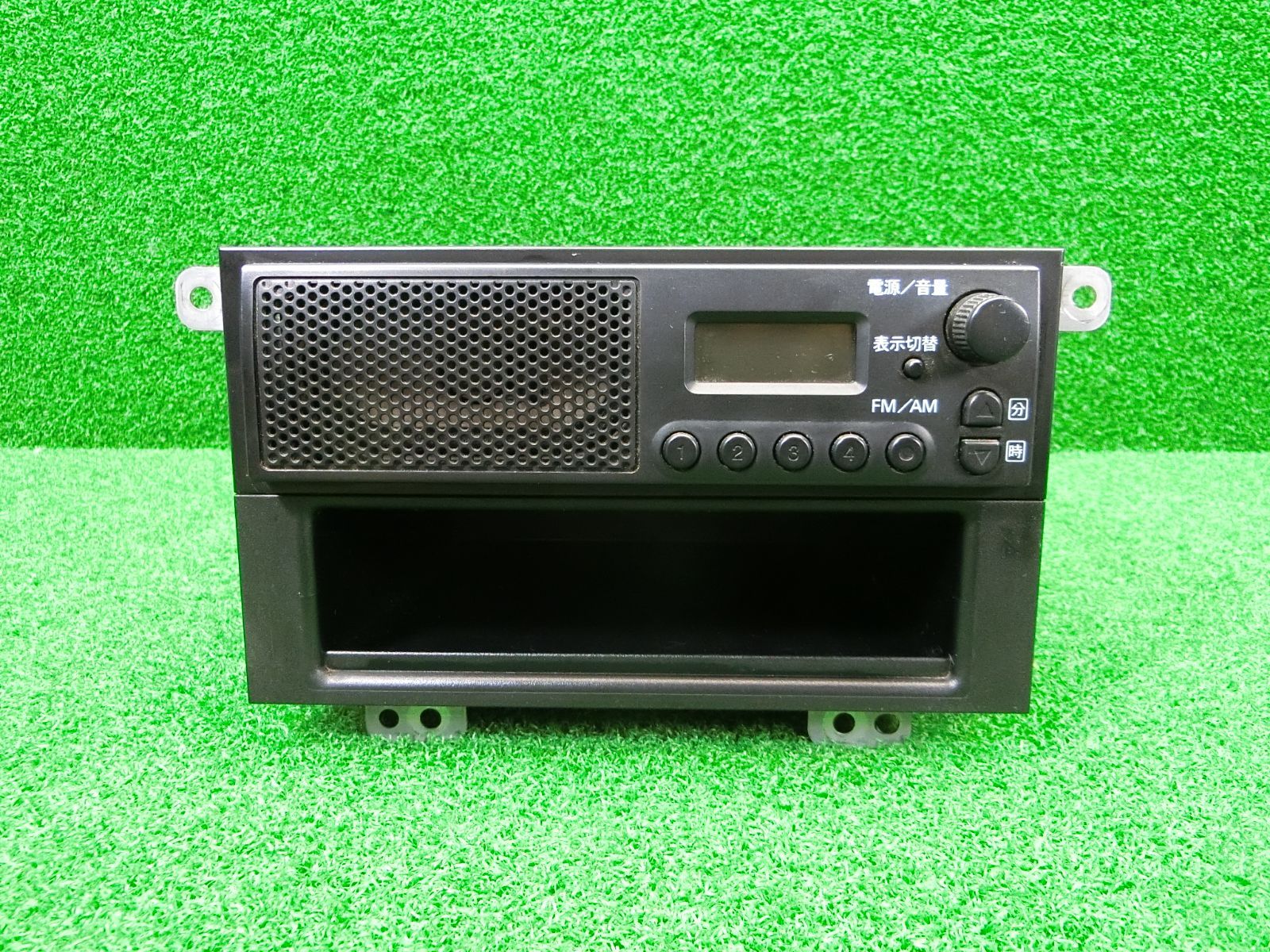 スズキ純正 カーオーディオ デッキ AM/FMラジオ チューナー 39101