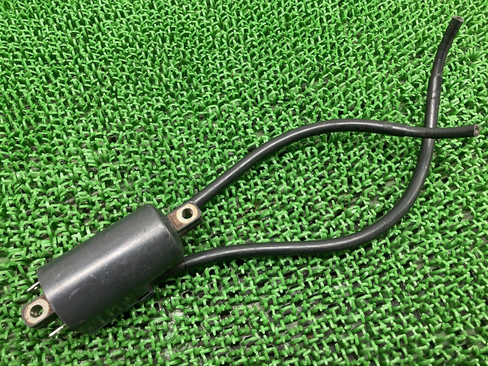 FZ(4YR)用　純正イグニッションコイル＆プラグコード　新品未使用　検索)XJR400 FZ400 イグニッションコイル 4YR-00 ヤマハ 純正 バイク 部品 プラグ